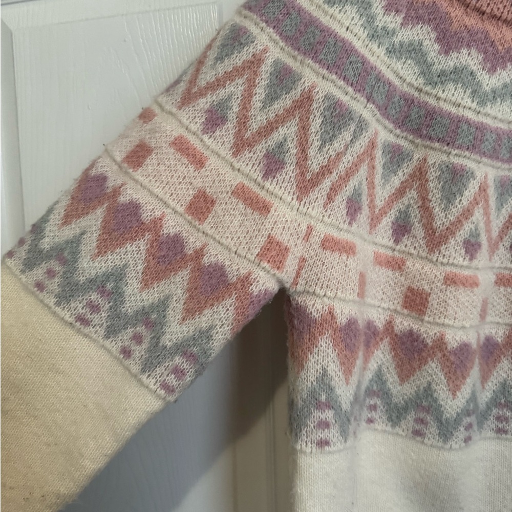 Multicolor Patterned Sweater - Picture 4 of 5